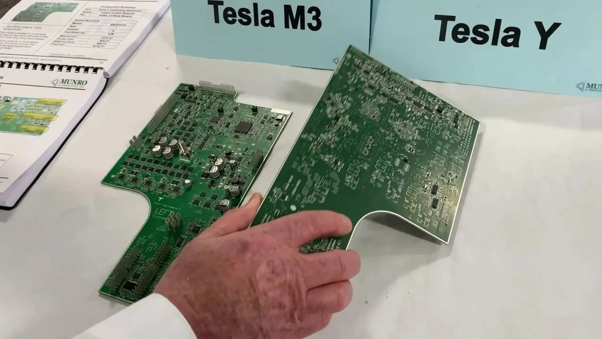 کالبدشکافی قطعات الکترونیکی تسلا مدل Y 