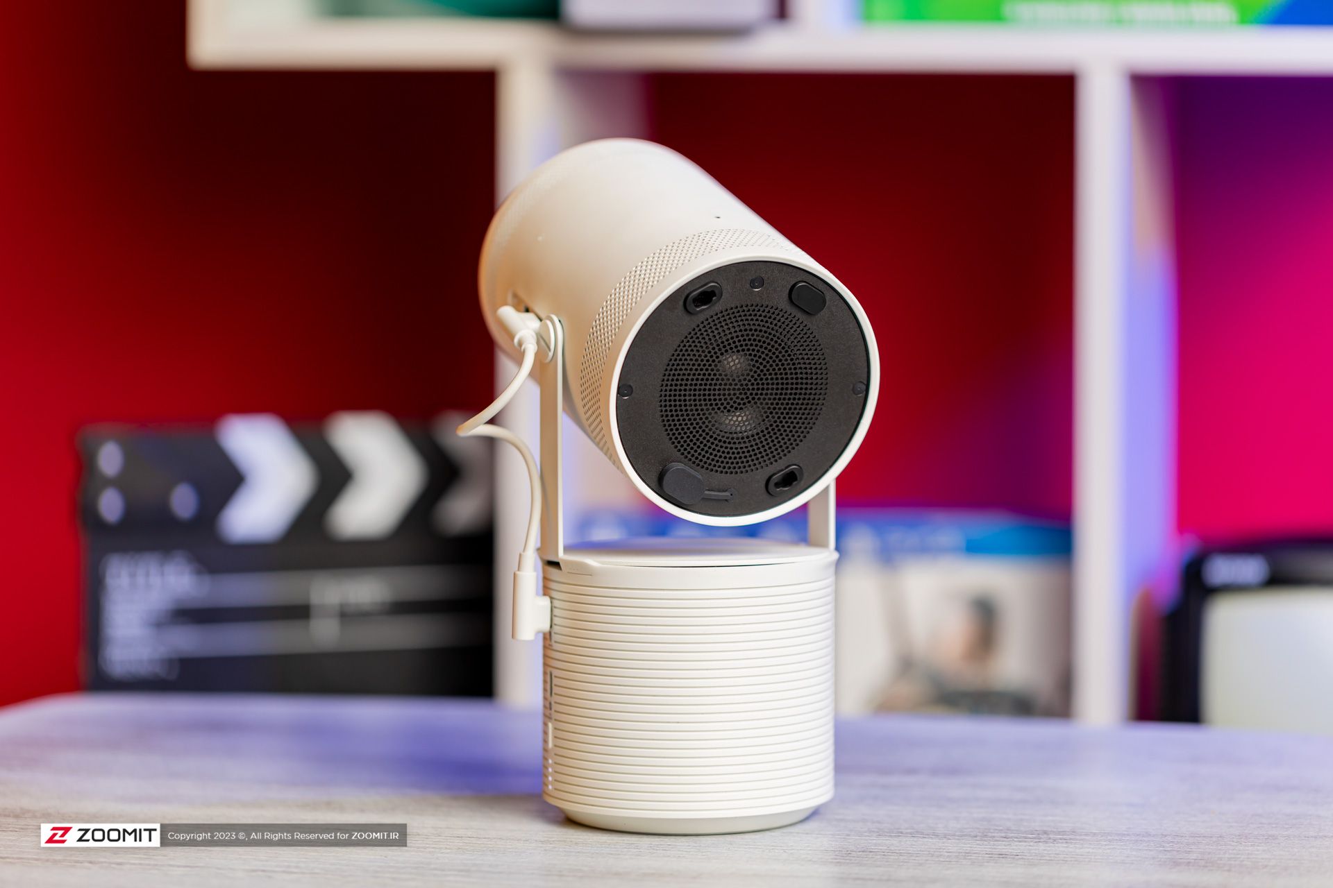 اسپیکر پروژکتور قابل‌حمل Freestyle سامسونگ