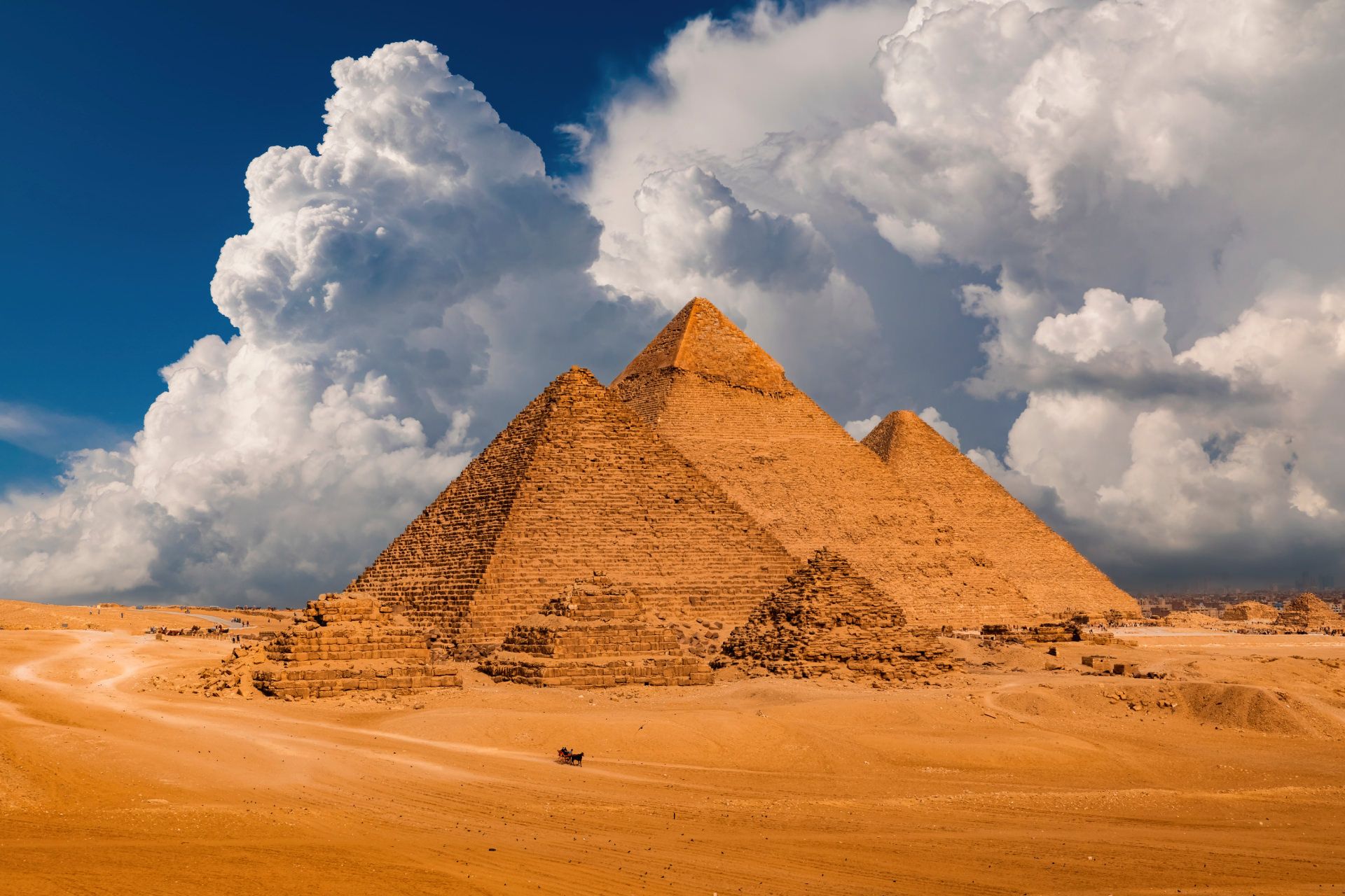 اهرام بزرگ جیزه در مصر