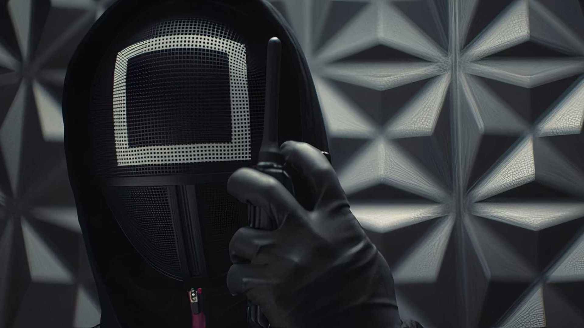 افسر نقاب‌دار سریال اسکویید گیم