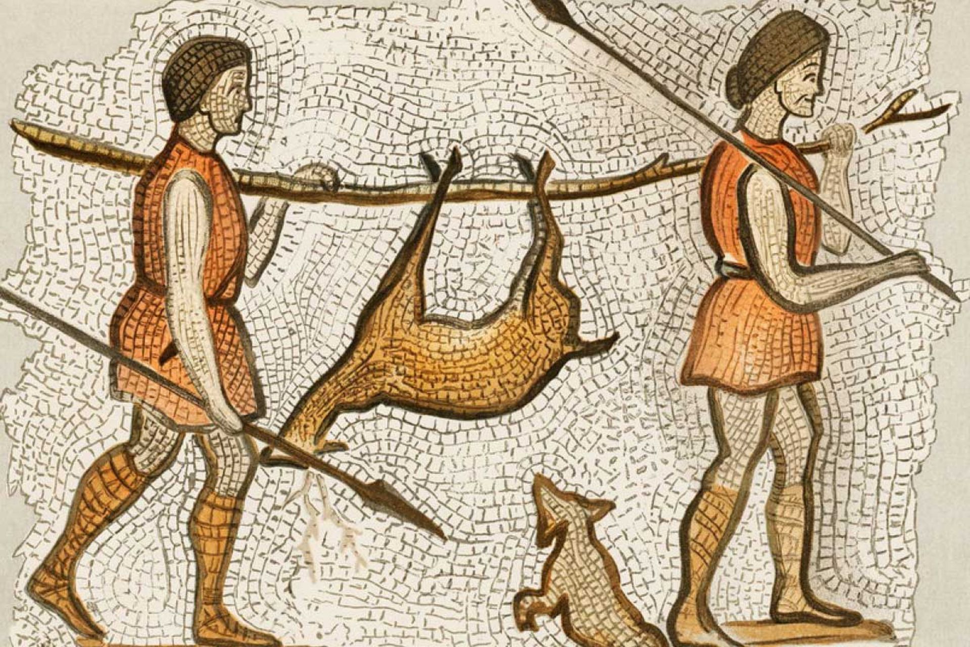 زن و مرد شکارچی درحال حمل حیوان شکارشده