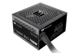 نمای نیمرخ پاور کامپیوتر ترمالتیک Smart BM3 با توان 750 وات با نمایش اتصالات، فن و لوگو