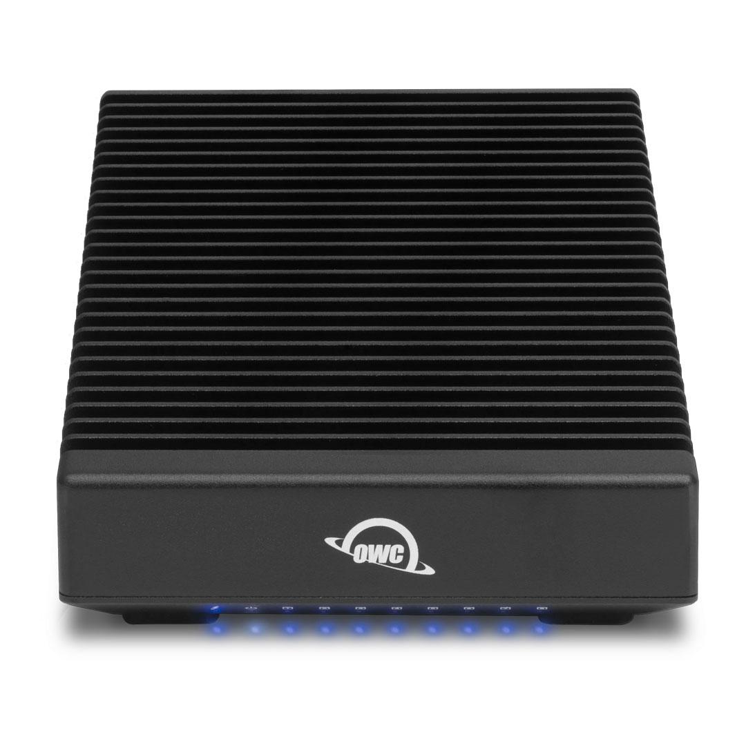 رندر رسمی حافظه ذخیره سازی SSD تاندربلید X8 پس زمینه‌ سفید