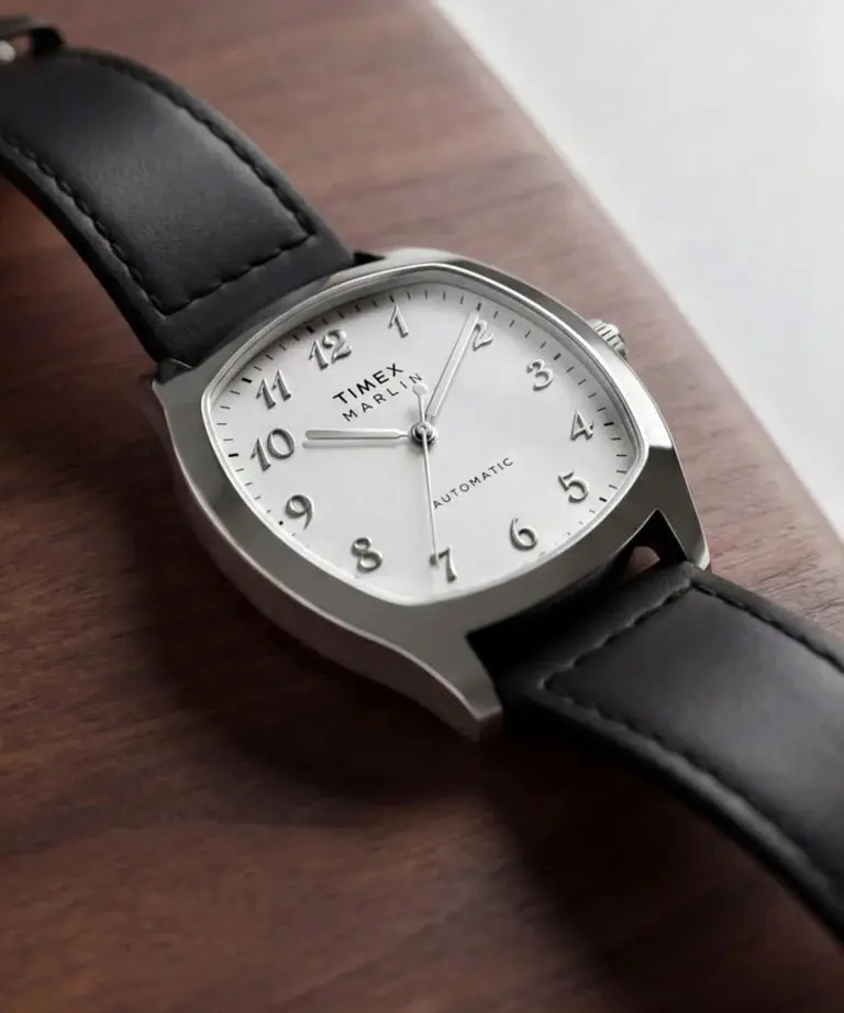 ساعت مچی تیمکس مارلین (Timex Marlin) با صفحه سفید و بند چرمی مشکی