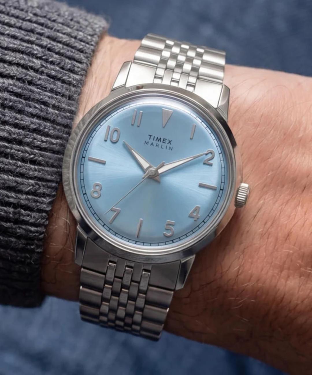 ساعت ماردین (Timex Marlin) با صفحه آبی روشن و بند استیل