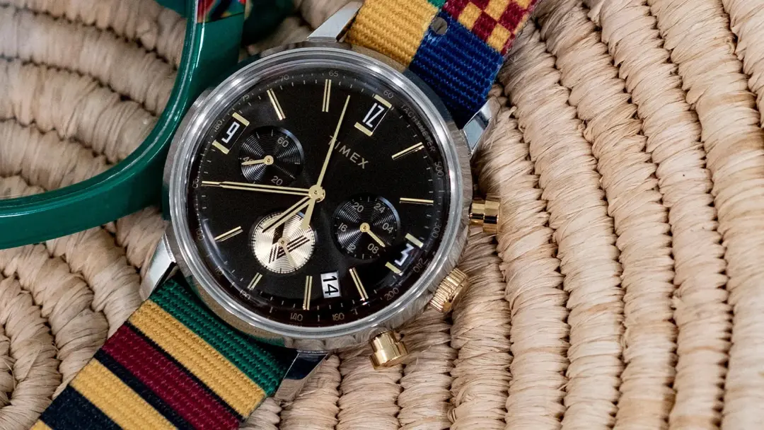 ساعت مچی تایمکس (Timex) مدل مارلین با صفحه مشکی و بند نخی رنگی