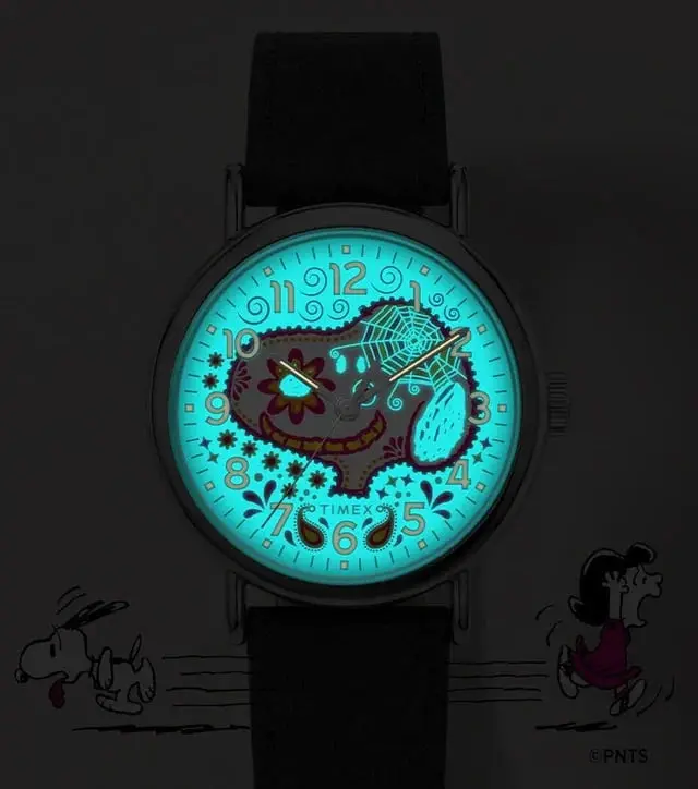 ساعت مچی تایمکس (Timex) با صفحه شب‌نما و طرح اسنوپی