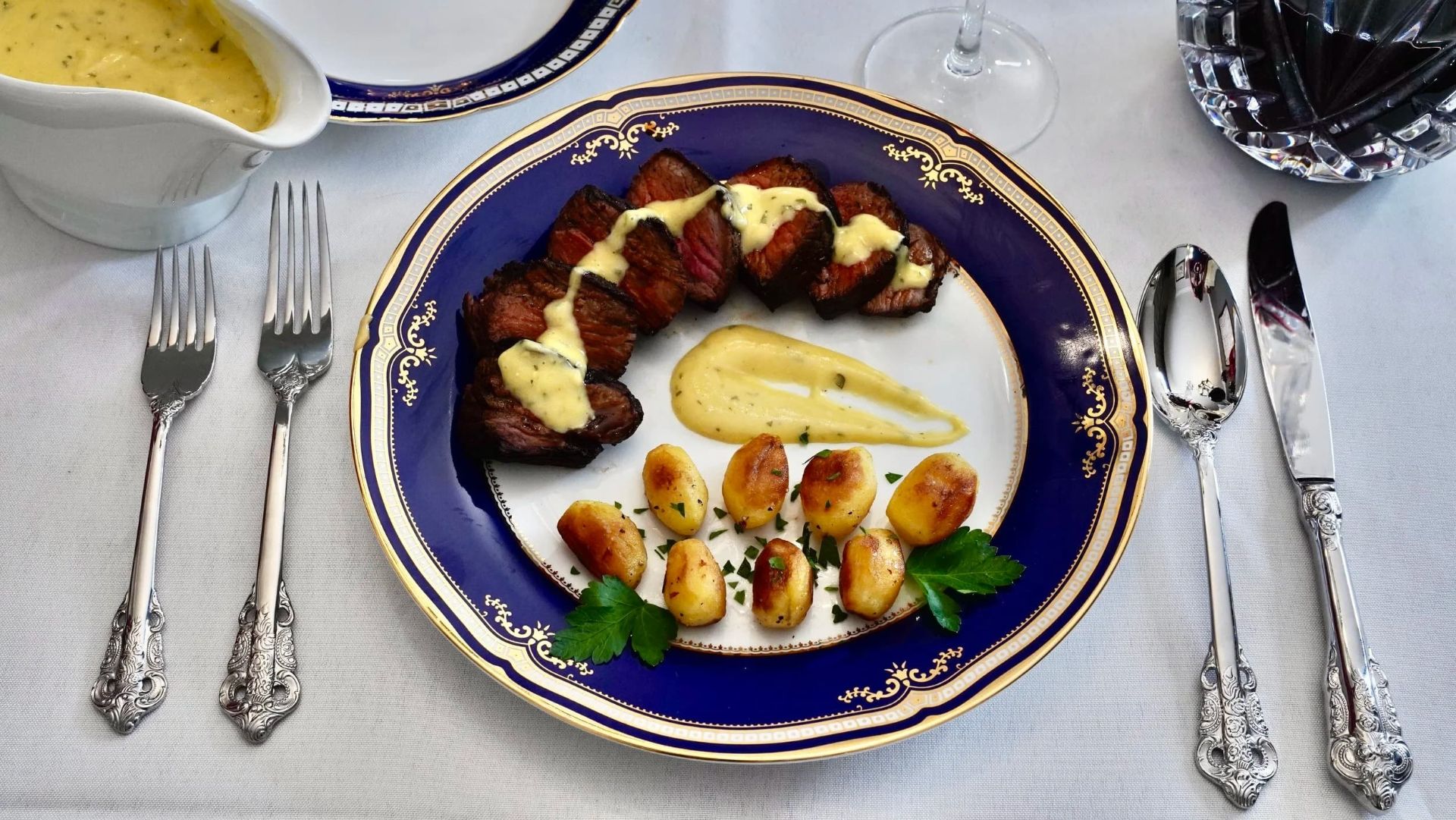 شام آخر تایتانیک - استیک با سس برنیز 