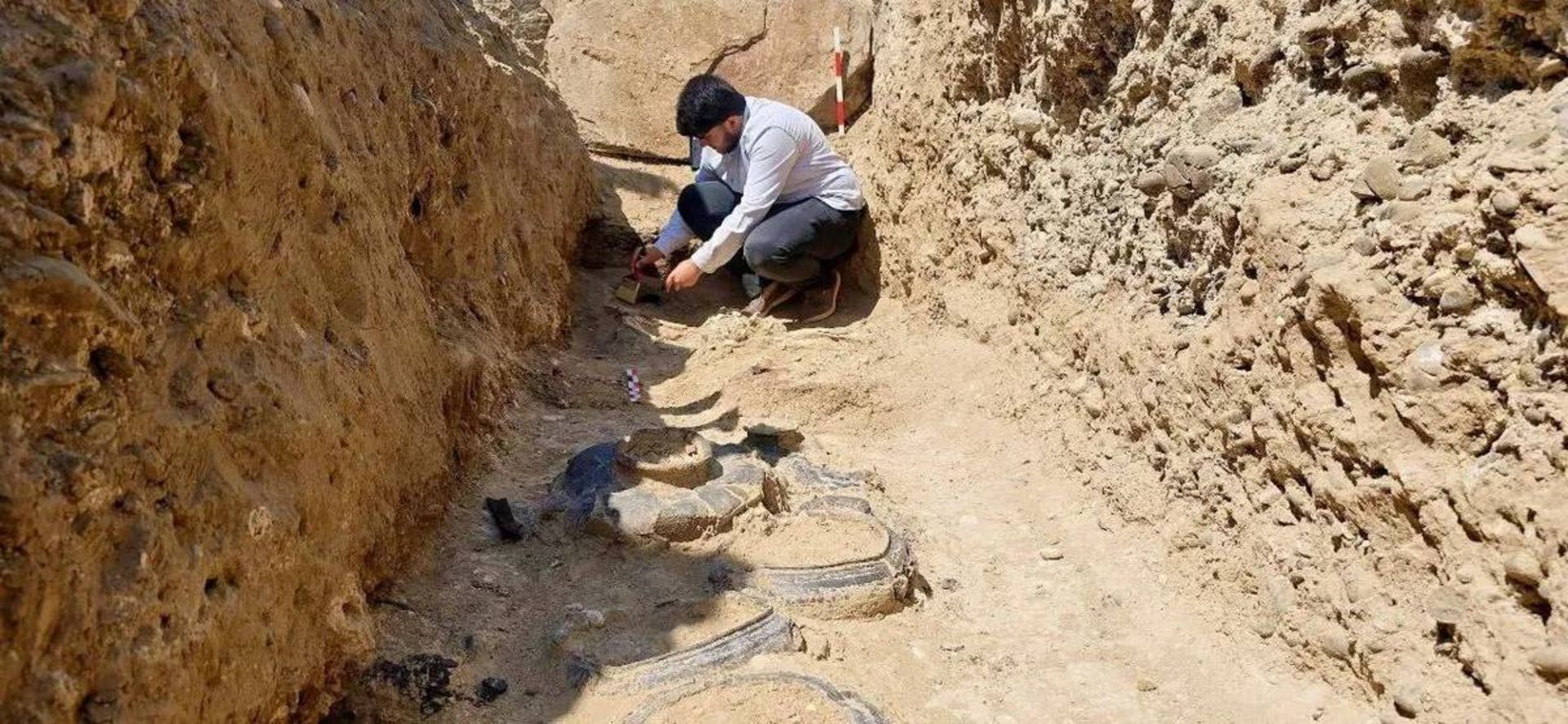 بررسی بقایای گور جنگجو در آذربایجان