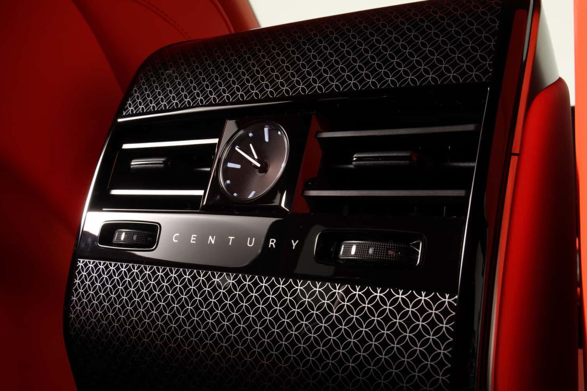 مدل مفهومی تویوتا سنچوری