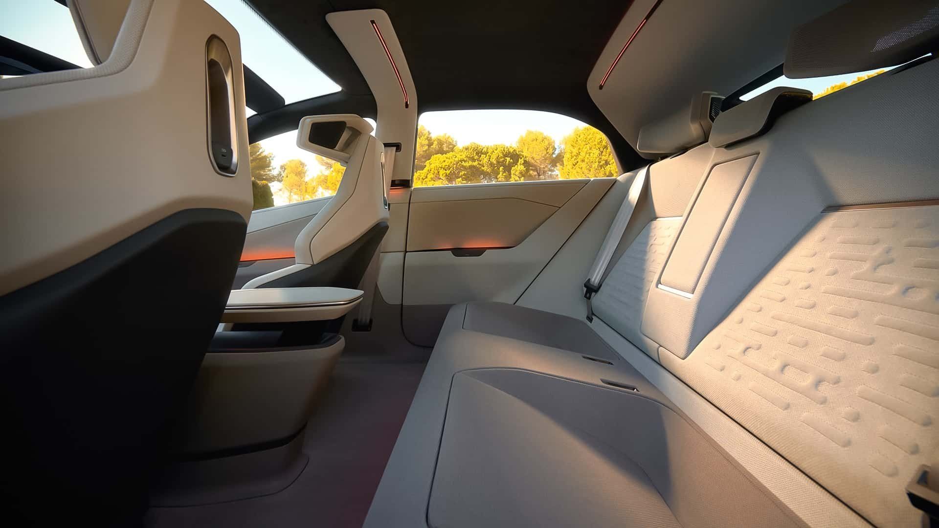 طرح مفهومی تویوتا کرولا