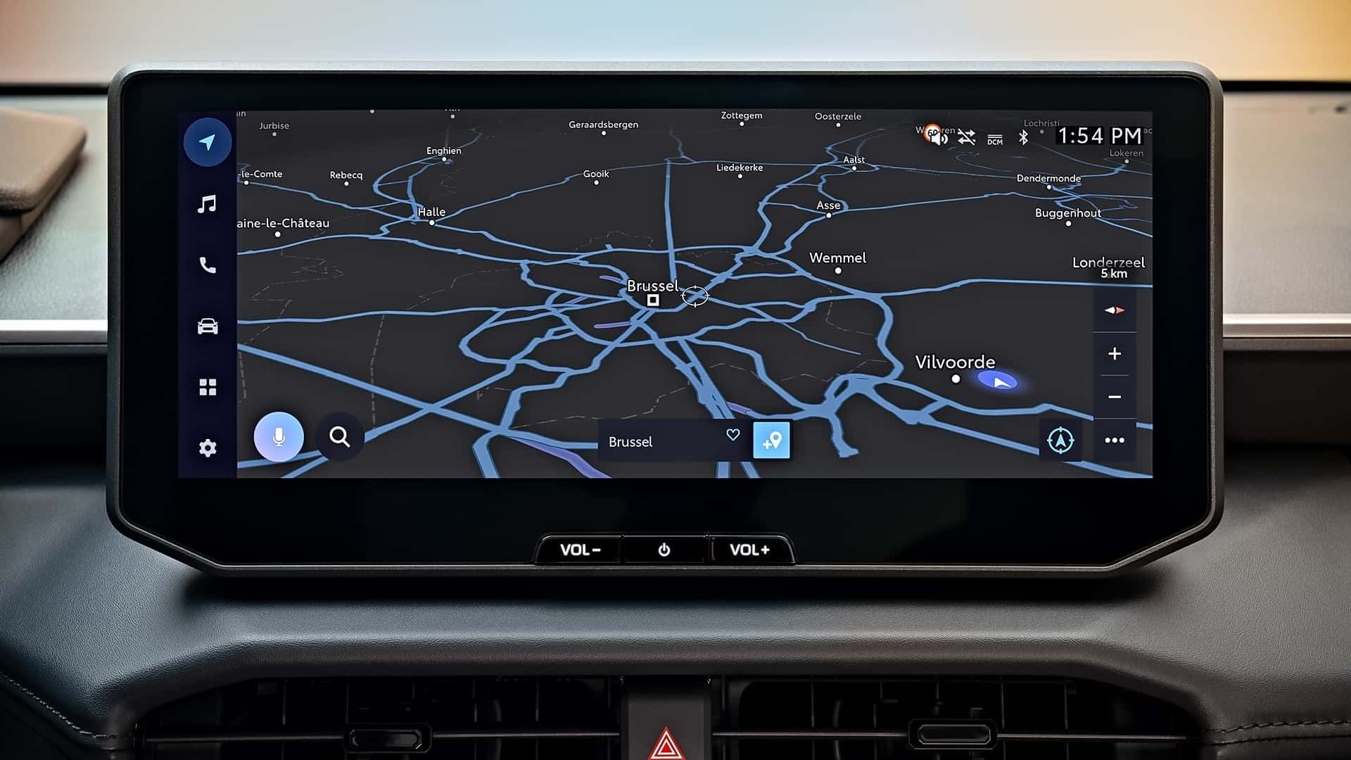 نمایشگر تویوتا هایلوکس ۲۰۲۶ در حال نمایش نقشه