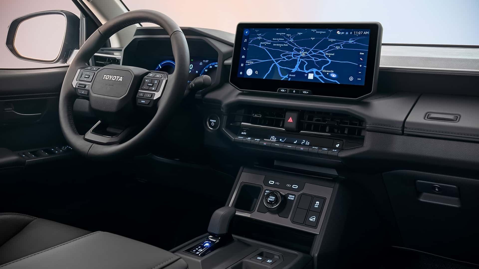 نمای داخل کابین تویوتا هایلوکس ۲۰۲۶