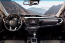 خودرو تویوتا هایلوکس Toyota Hilux SR5 2024 نمای داخل پشت فرمان