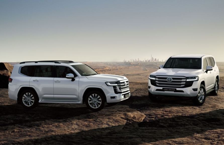 لندکروزر 300 در طبیعت