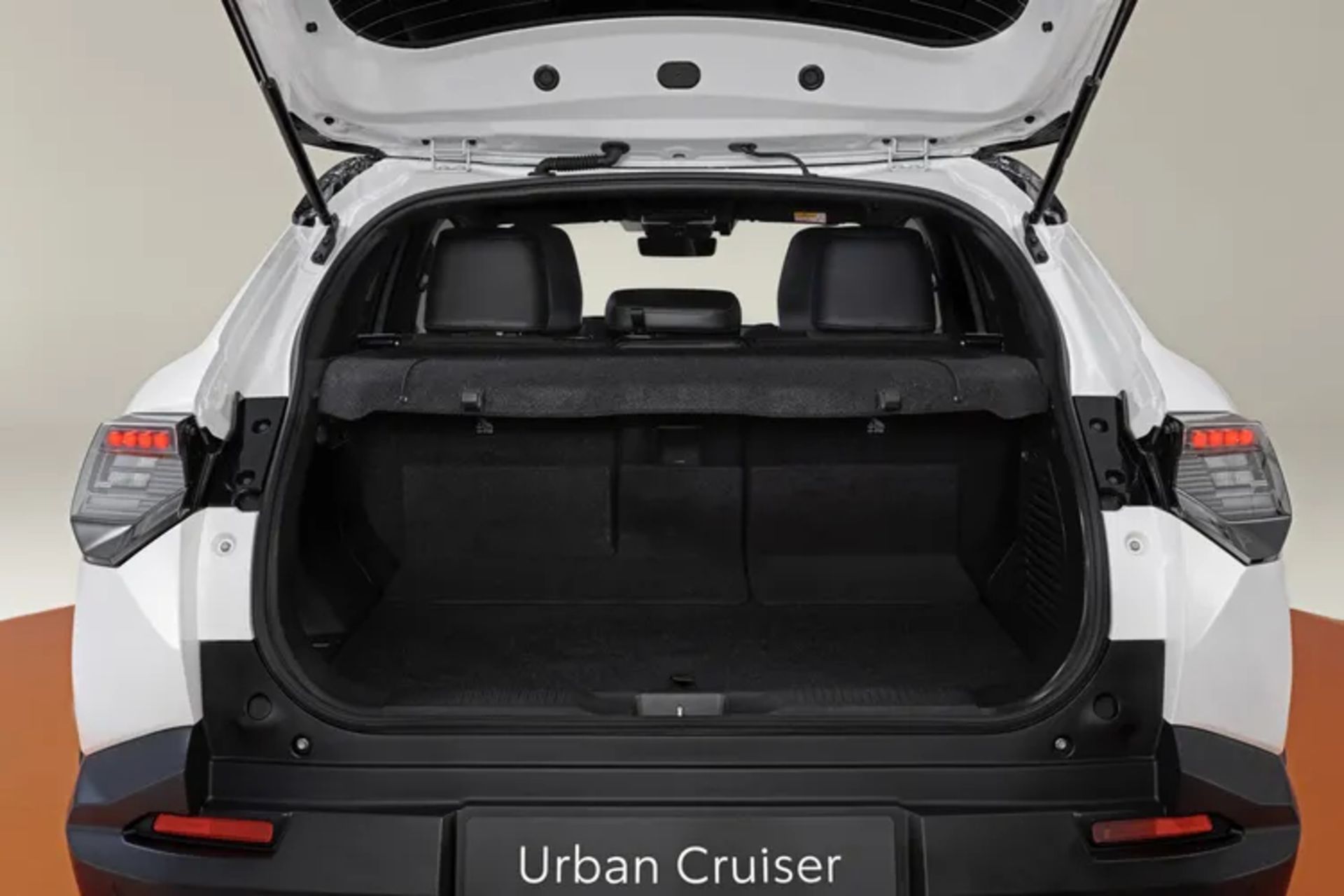 تویوتا Urban Cruiser