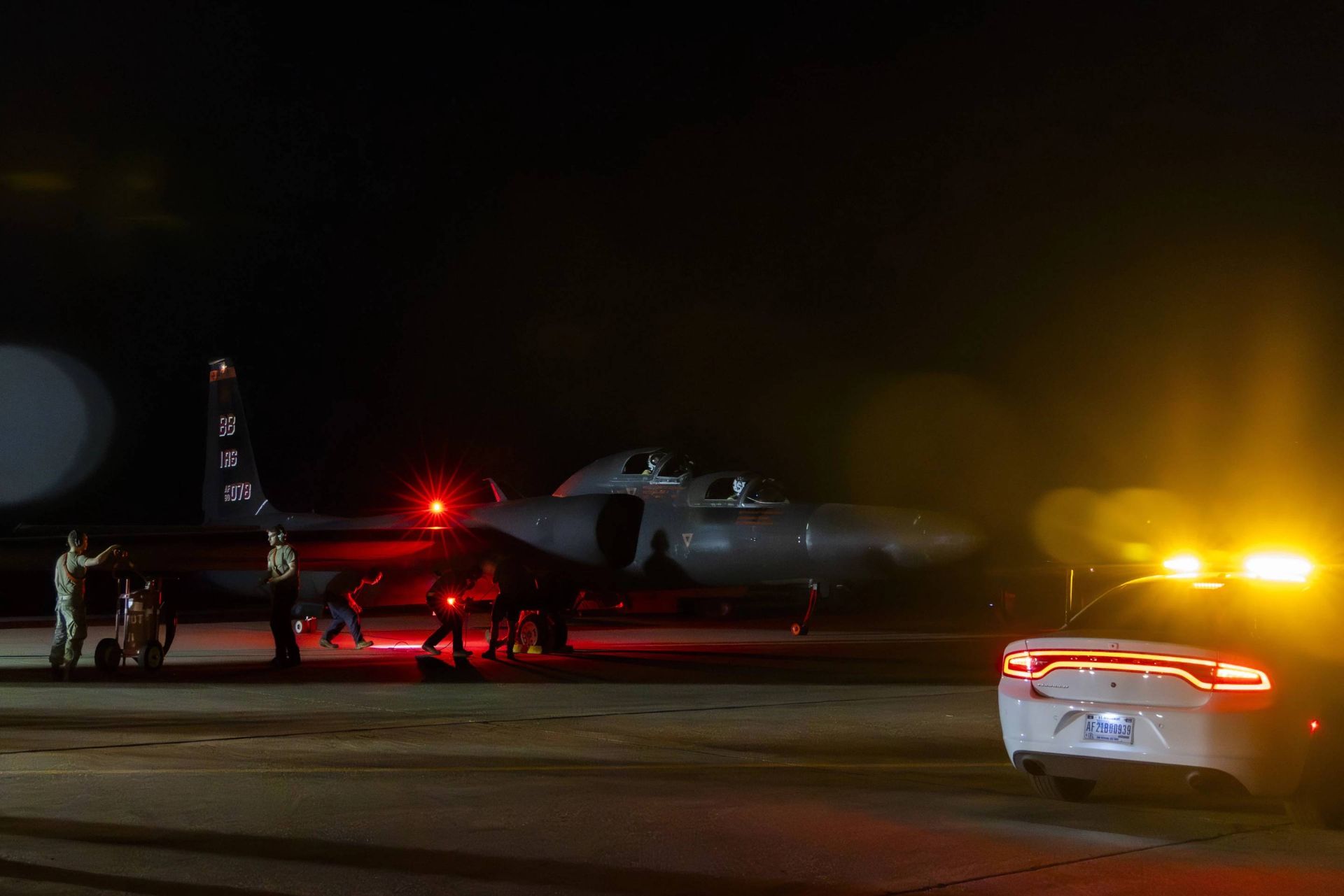 لاکهید یو-۲ روی باند فرودگاه