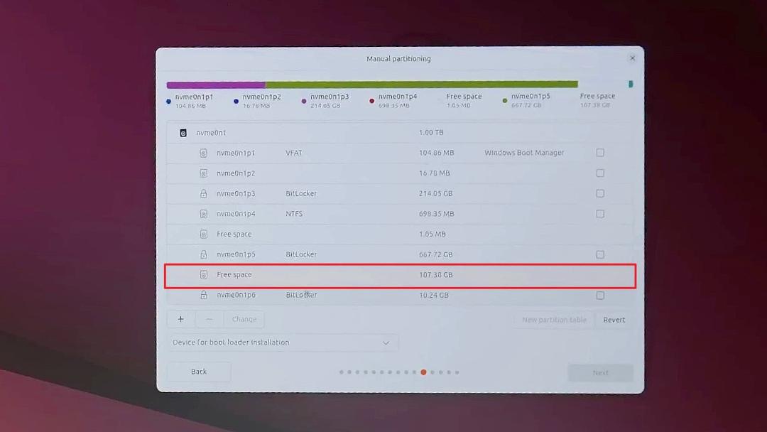 انتخاب فضای خالی شده در بخش Partitioning اوبونتو