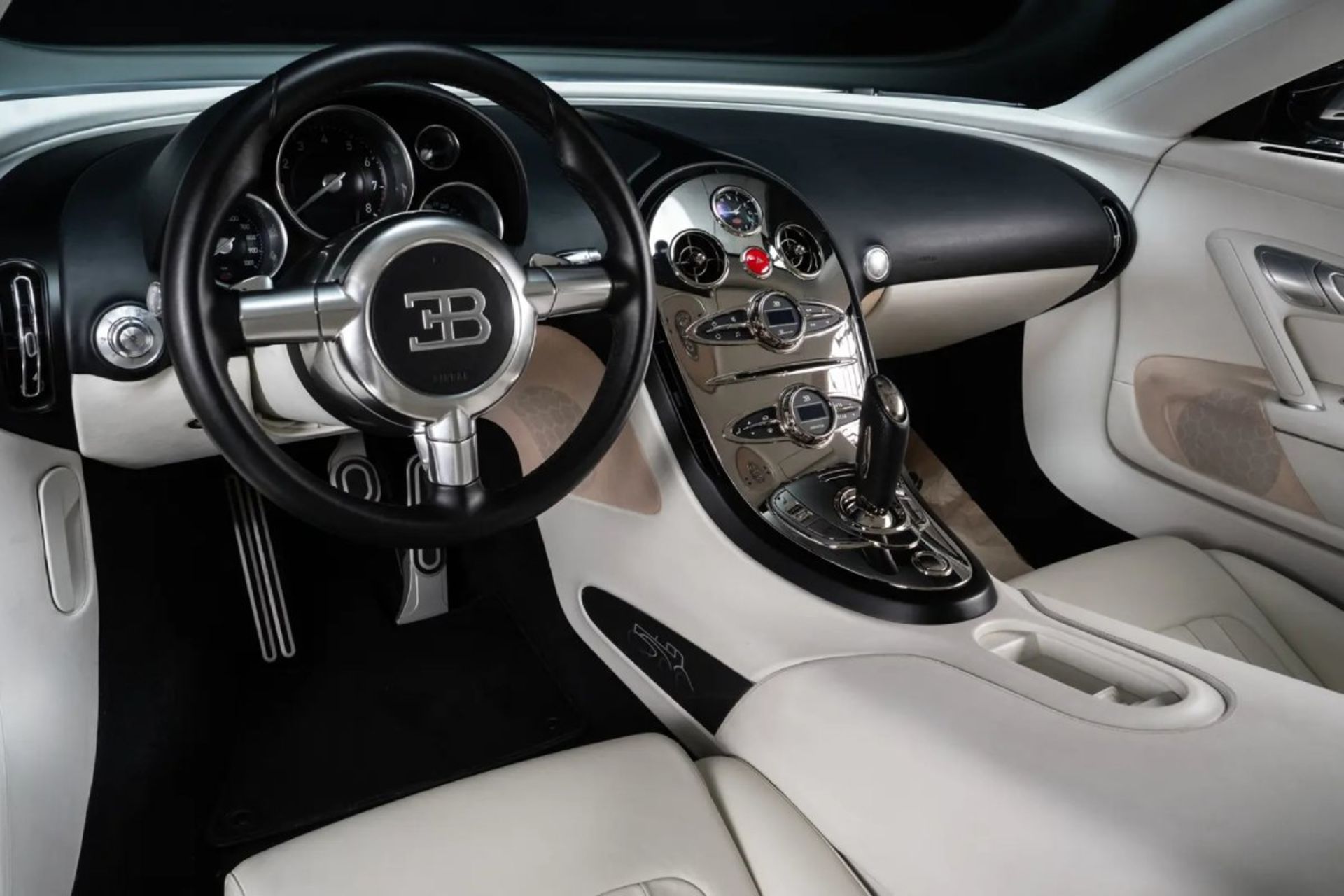 نسخه‌ی نوکتورن بوگاتی ویرون