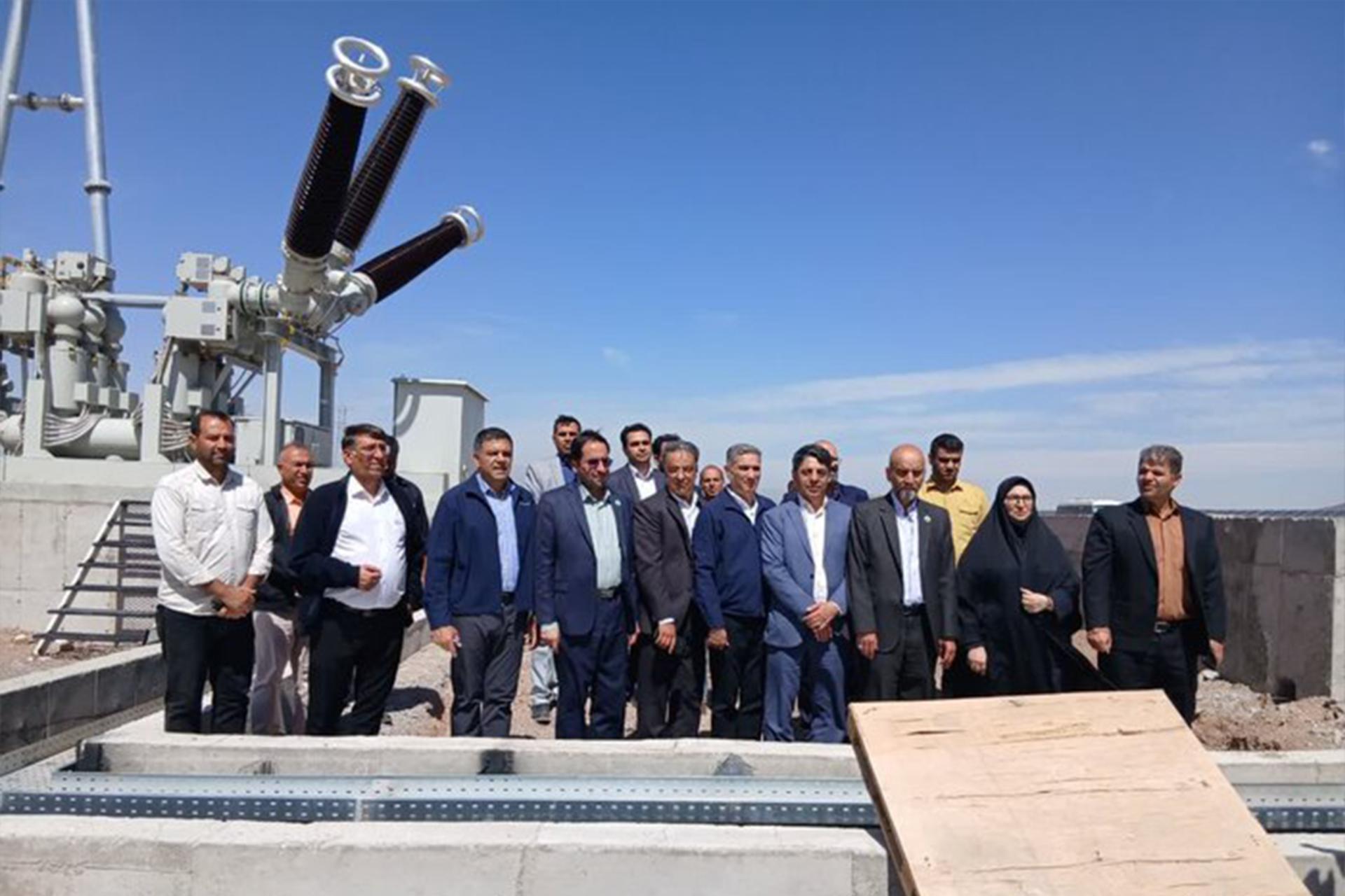 بازدید از یک نیروگاه خورشیدی