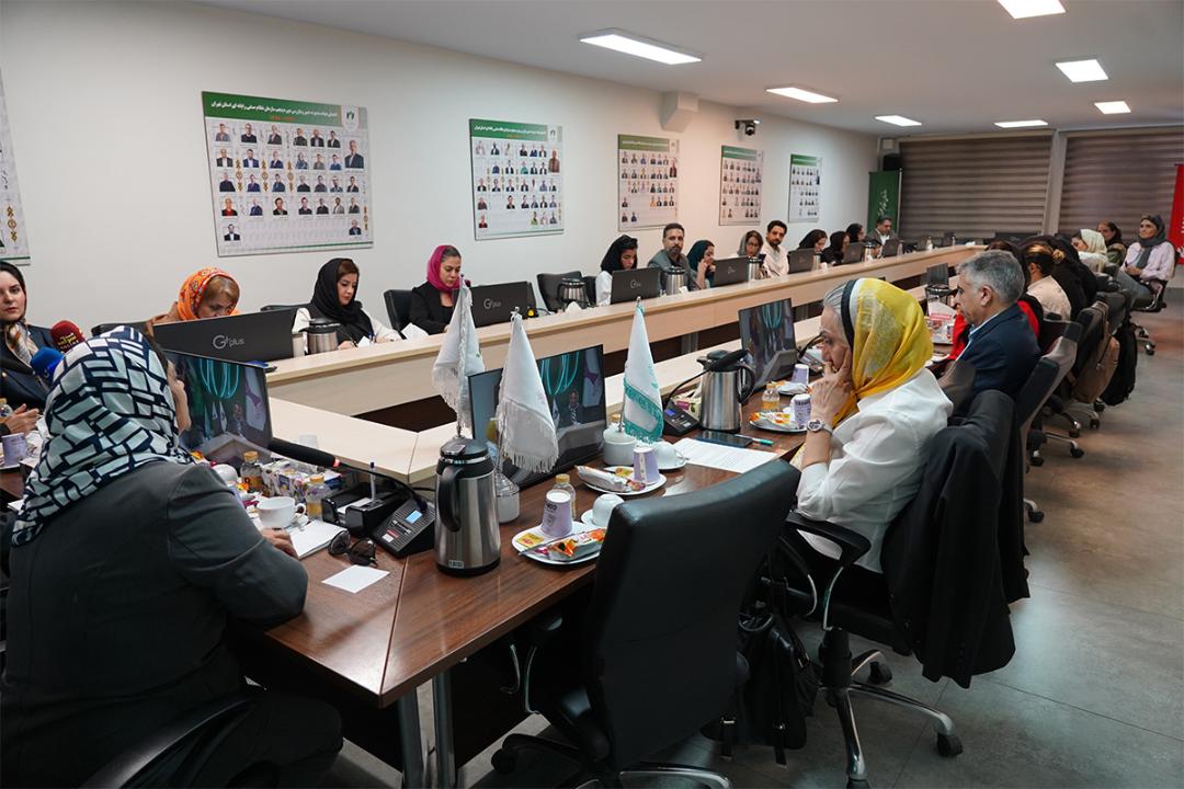 نشست خبری جایزه آزاده