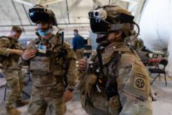 ارتش ایالات‌متحده درسال ۲۰۲۳ از HoloLens مایکروسافت در میدان نبرد استفاده خواهد کرد