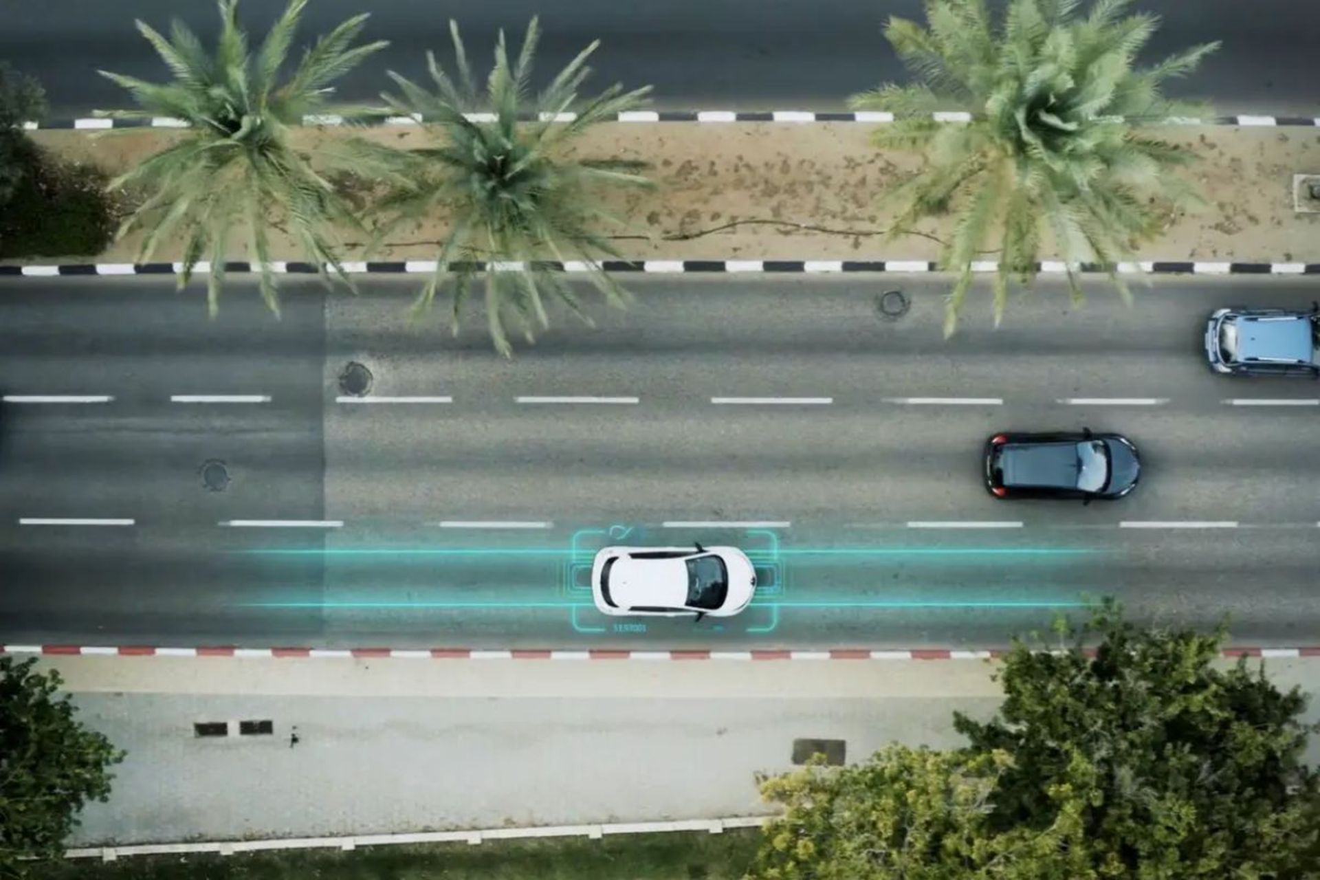 جاده ای که خودروهای برقی را شارژ می کند