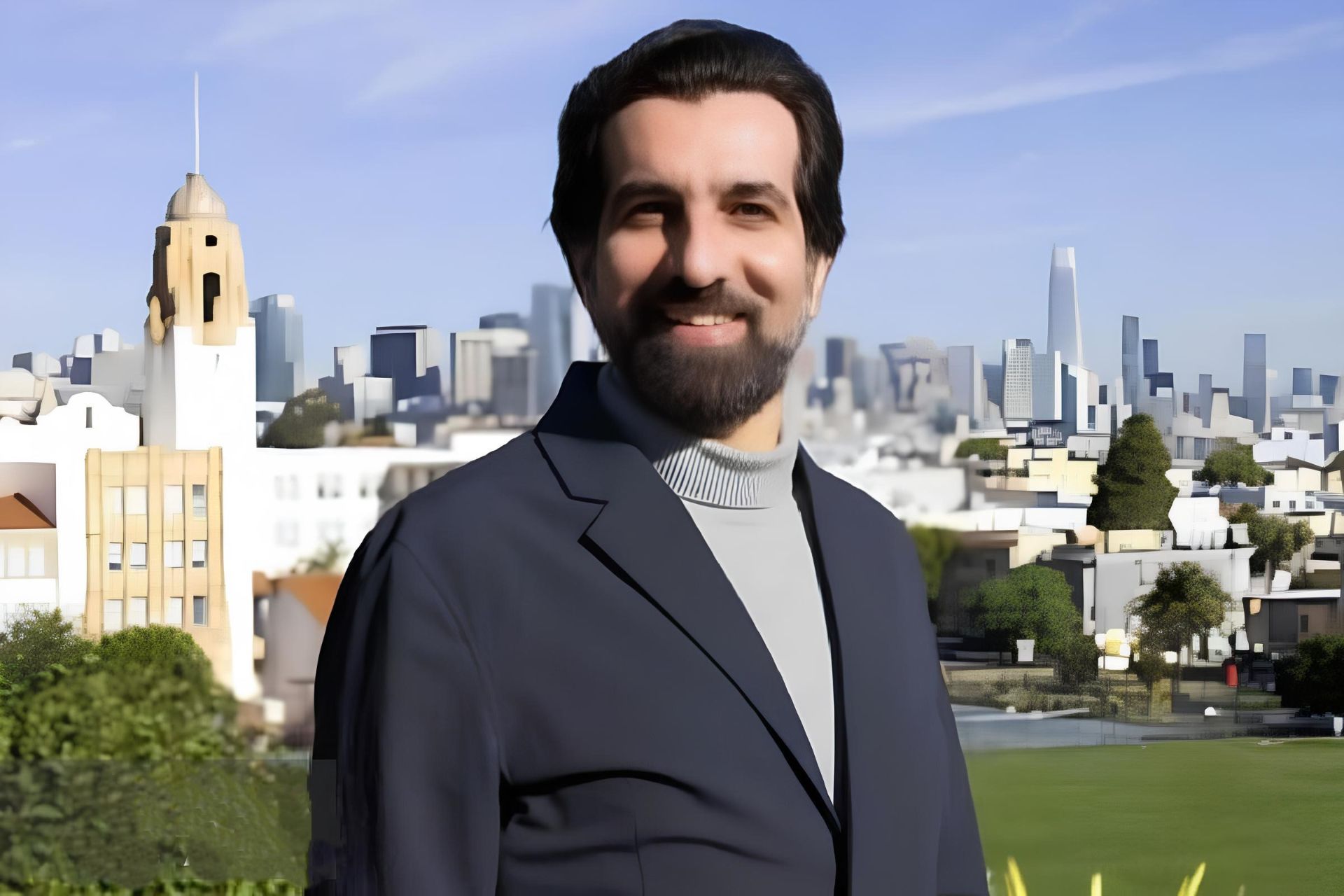 چهره‌ی یک مرد میان‌سال در پس‌زمنیه‌ی شهر