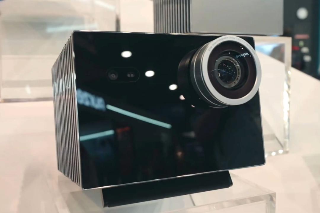 نمای جلو ویدیو پروژکتور VisionMaster Max