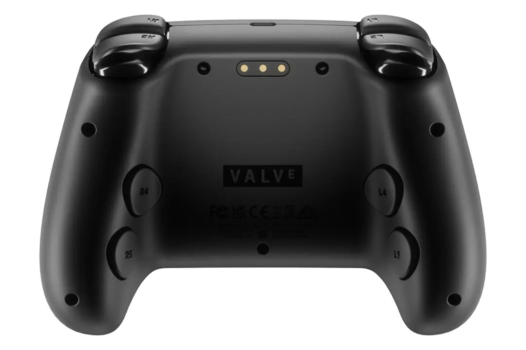 نمای پشت دسته بازی استیم کنترلر ولو / Valve Steam Controller 2026 با نمایش دکمه‌ها و لوگو