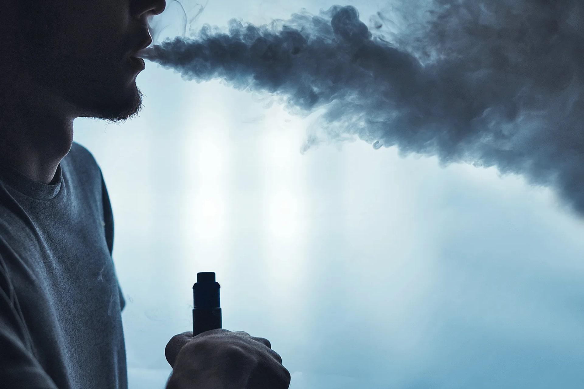 سیگار الکترونیکی خطر ابتلا به نارسایی قلبی را افزایش می‌دهد