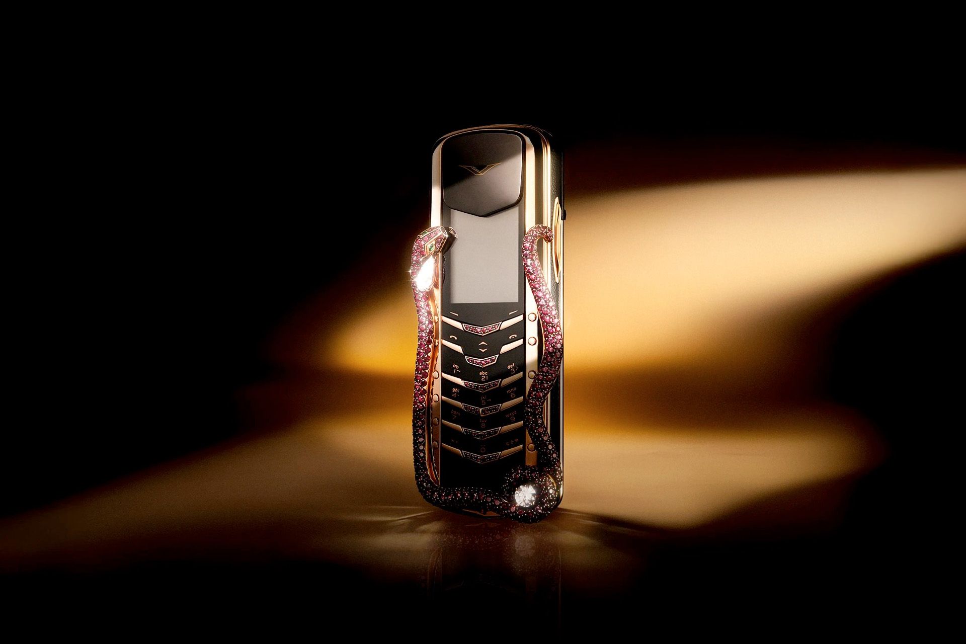 vertu-bespoke-cobra-full-view-black-red-color