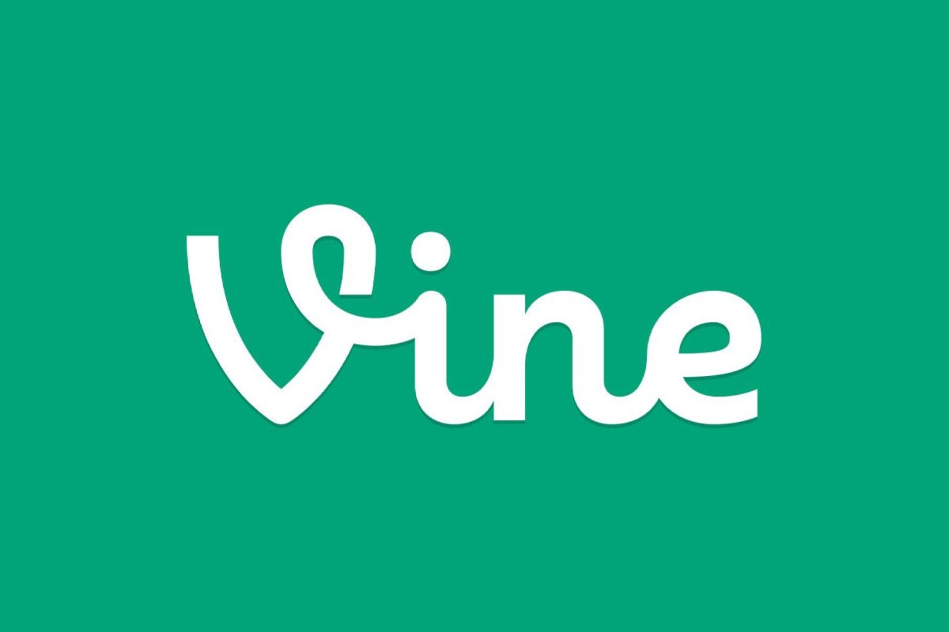 لوگو واین با زمینه سبز