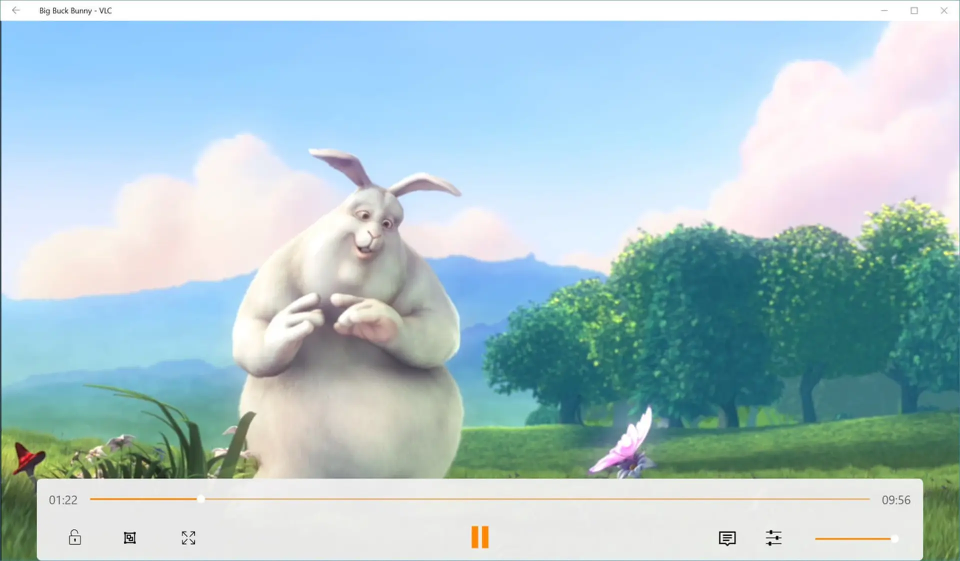 شخصیت انیمیشنی خرگوش بزرگ (Big Buck Bunny) در محیطی سبز و پر از درخت