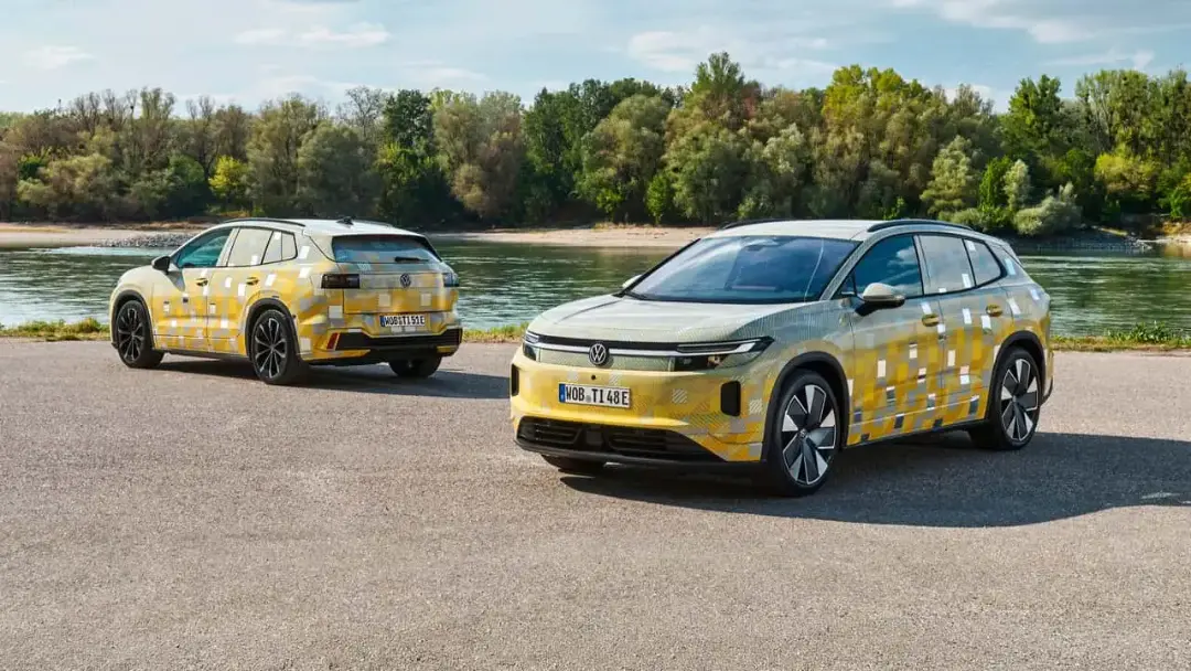 خودروهای فولکس‌واگن (Volkswagen) ID.4 با پوشش کدر و طرح‌های هندسی