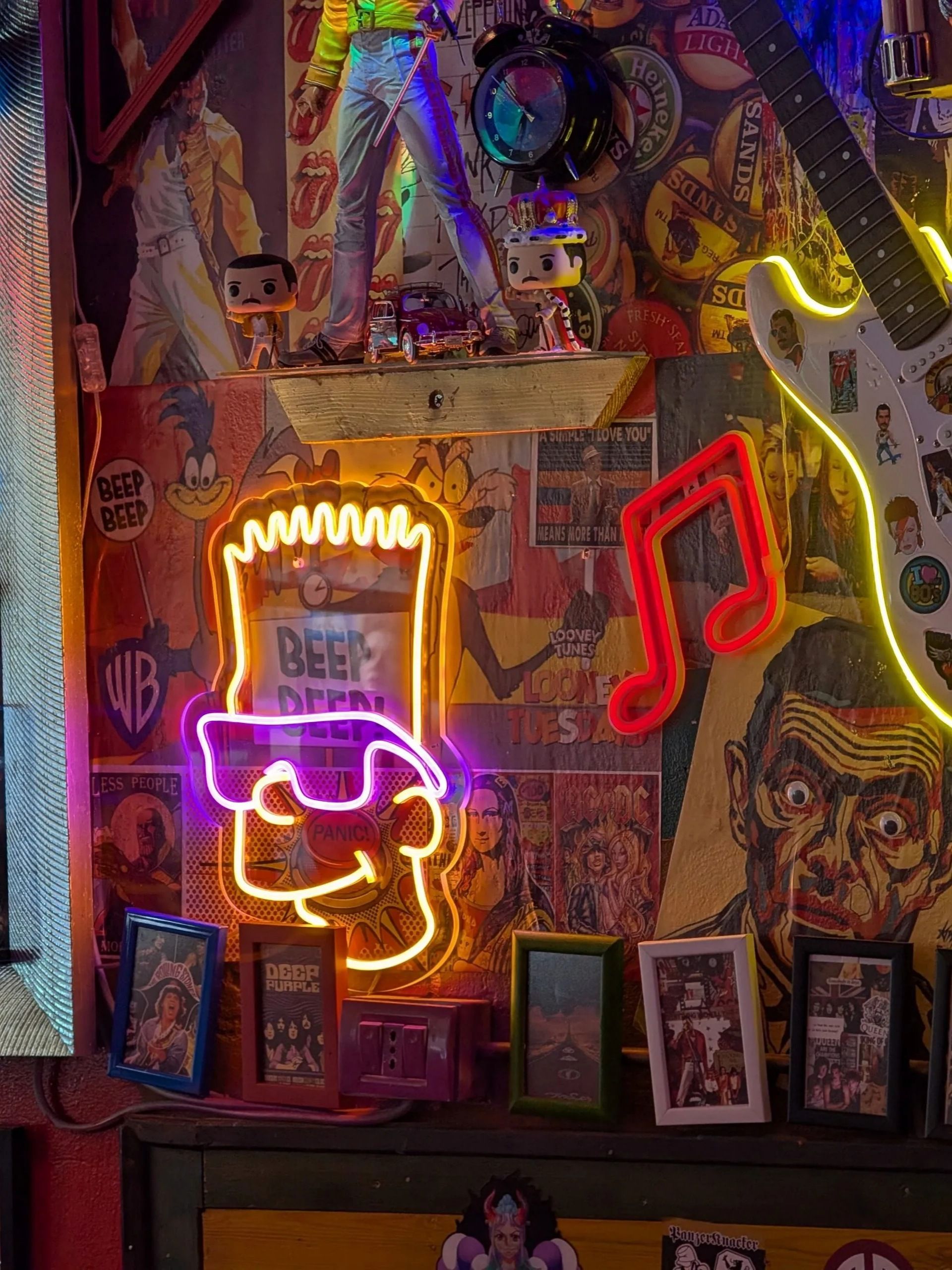 والپیپر موبایل با شخصیت‌های سینمایی و کارتونی