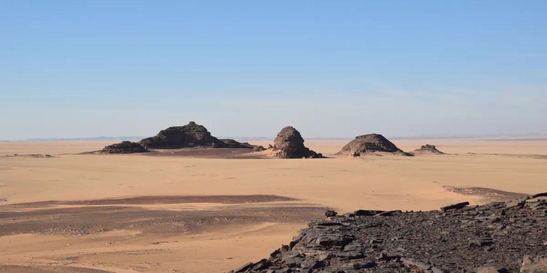 بیابان اتبای در نزدیکی وادی حلفا، سودان