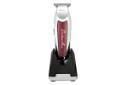 ماشین اصلاح و ریش تراش وال Wahl Cordless Detailer Li روی پایه شارژ
