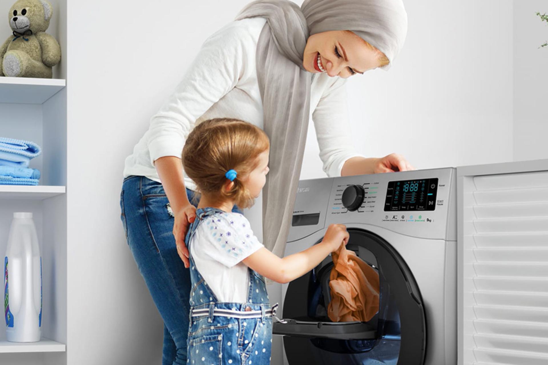 ماشین لباسشویی اسنوا Snowa SWM-94S61 اضافه کردن لباس از درب دوم