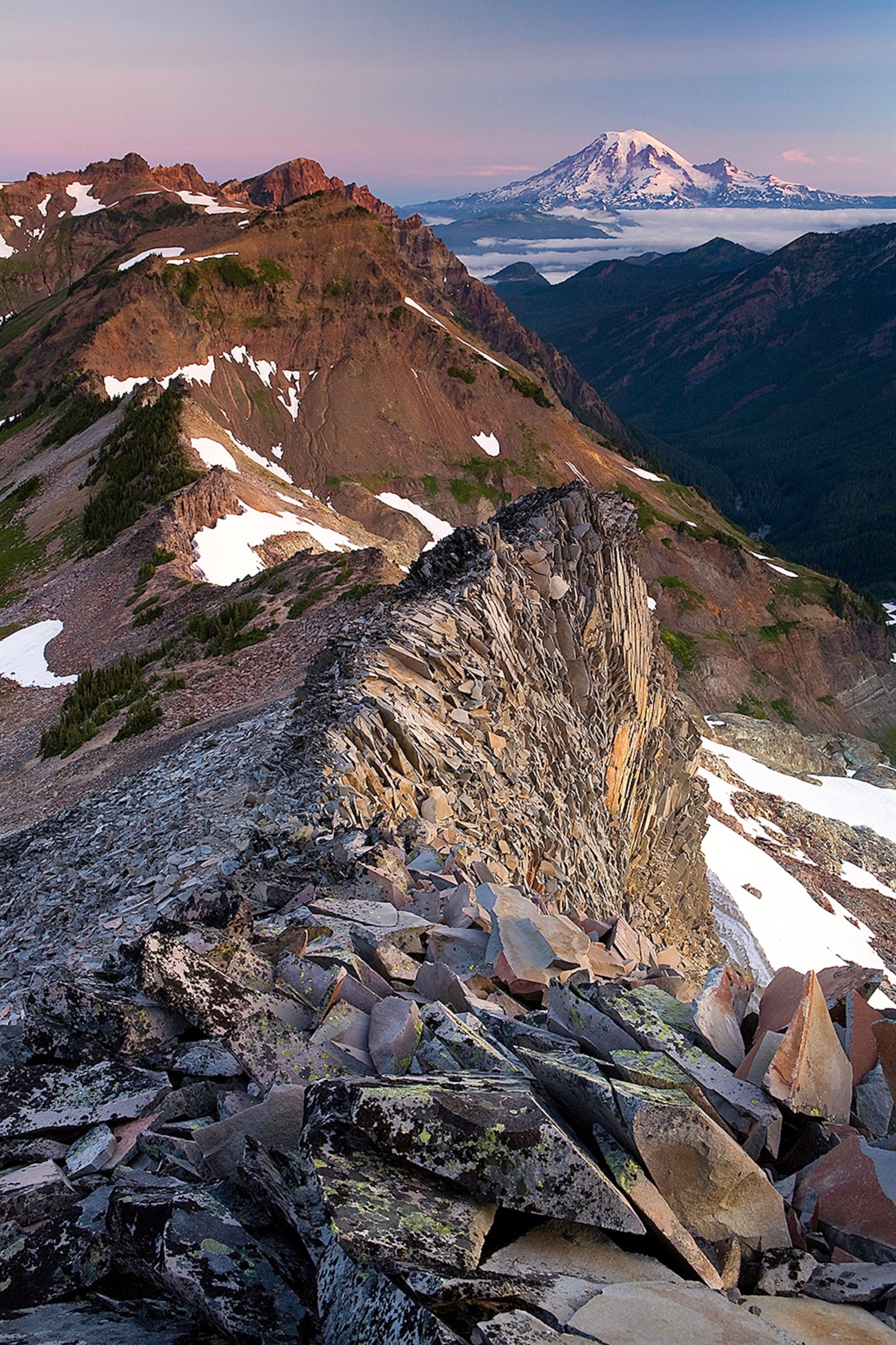 کوه رینیر در جنوب سیاتل بلندترین کوه ایالت واشینگتن