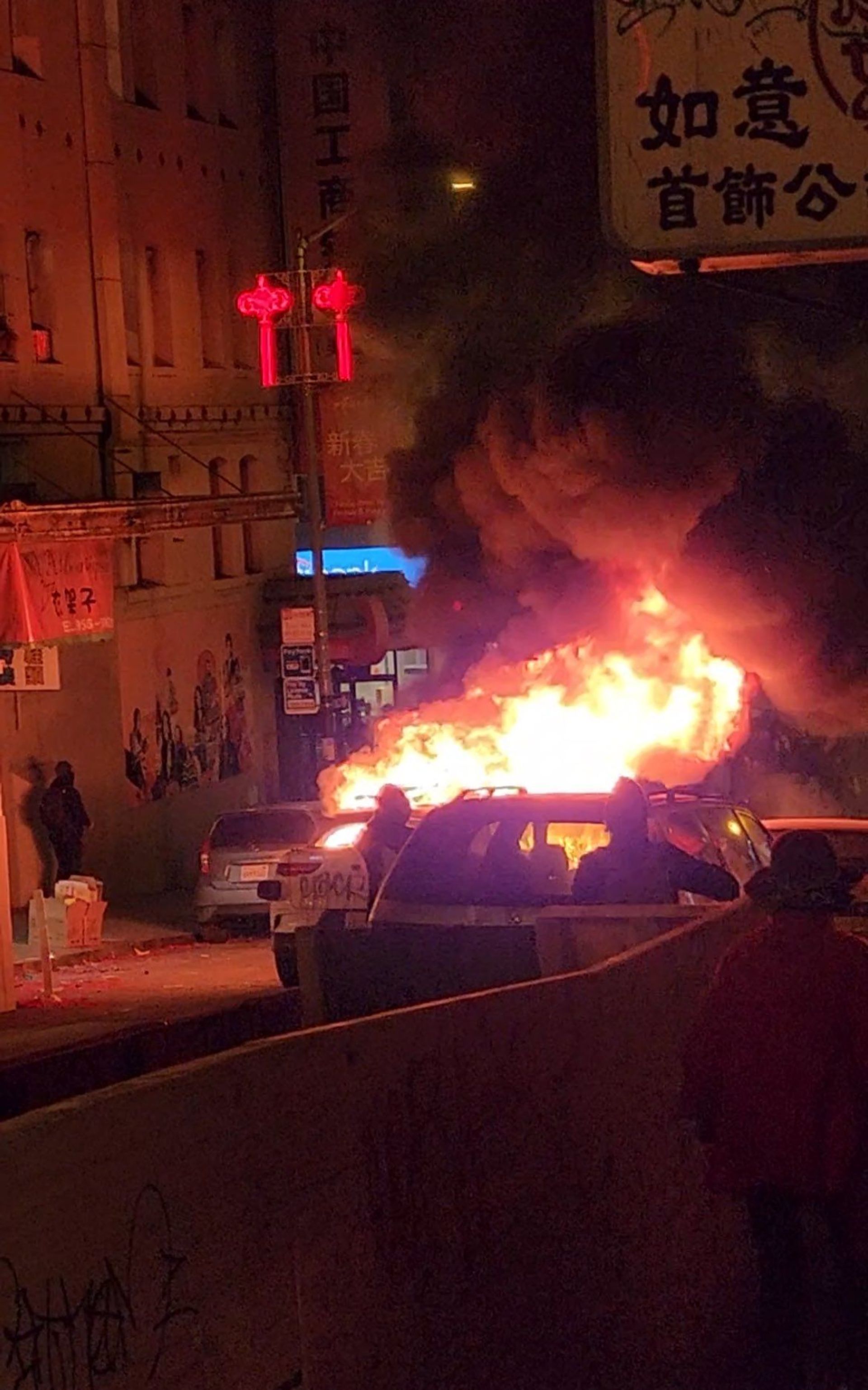 آتش گرفتن خودرو خودران Waymo