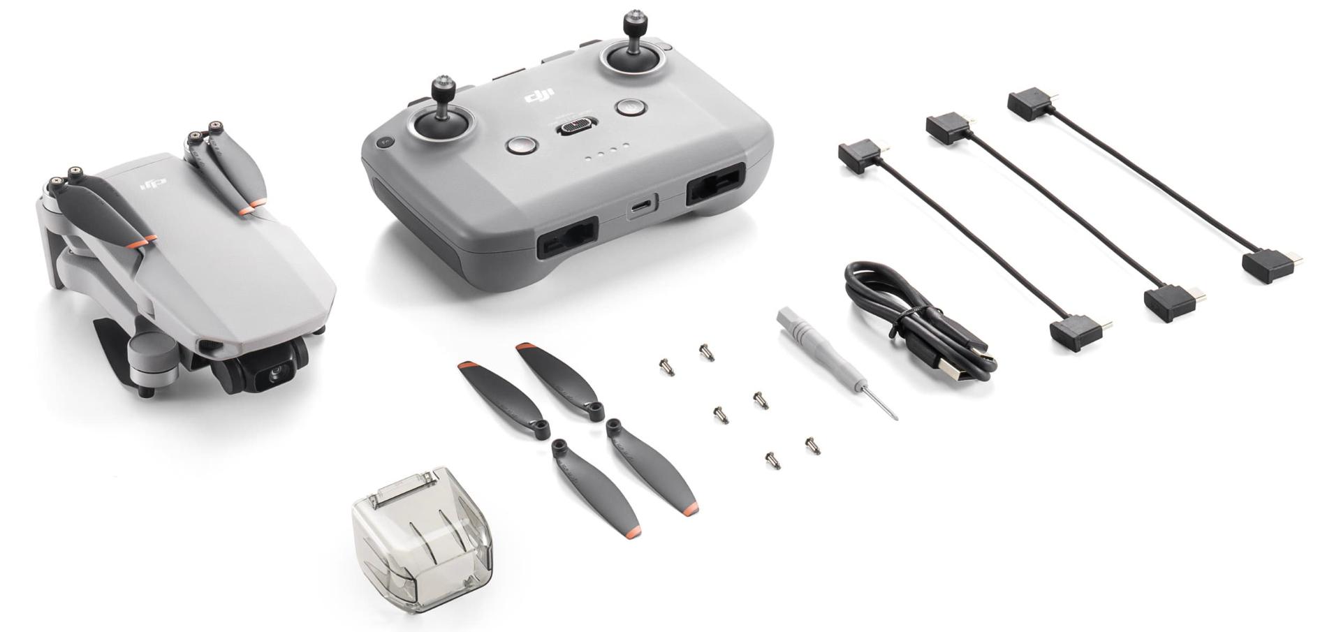 محتویات جعبه پهپاد DJI Mini 2 SE