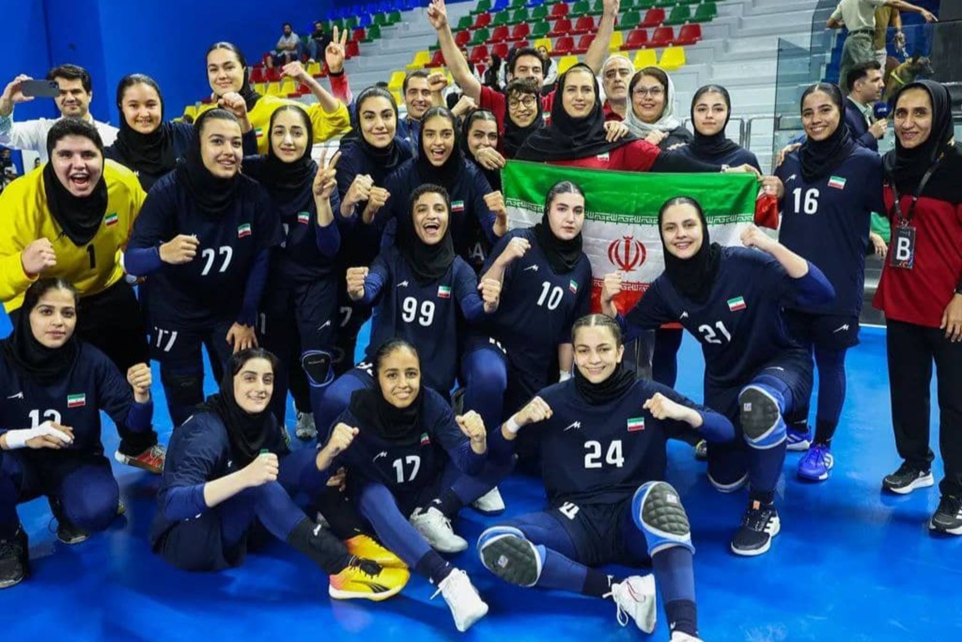 تیم ملی هندبال دختران ایران با حمایت ایرانسل قهرمان آسیا شد