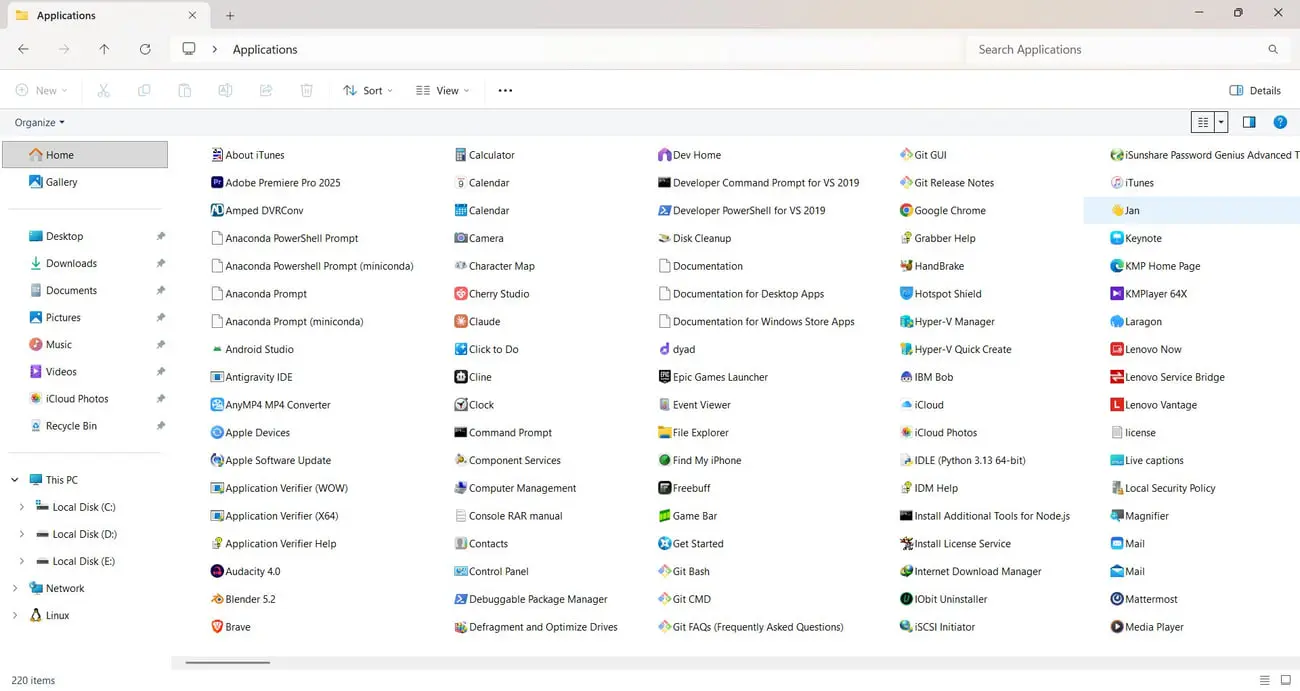 فهرست برنامه‌های نصب‌شده در پوشه Applications ویندوز در محیط فایل‌اکسپلورر