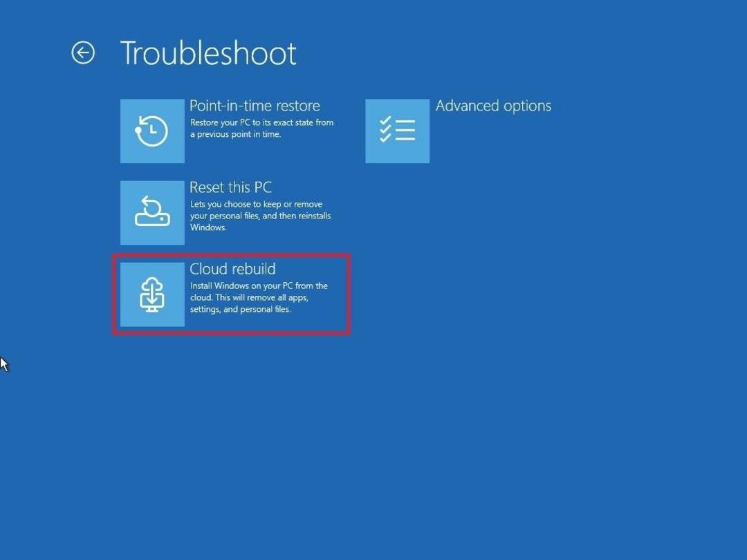 نمای منوی عیب‌یابی ویندوز که گزینه بازسازی ابری یا Cloud rebuild را با کادر قرمز مشخص کرده است