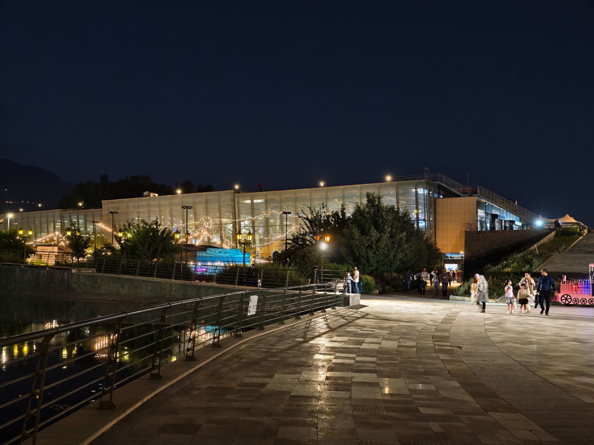 نمایی از یک مرکز تفریحی