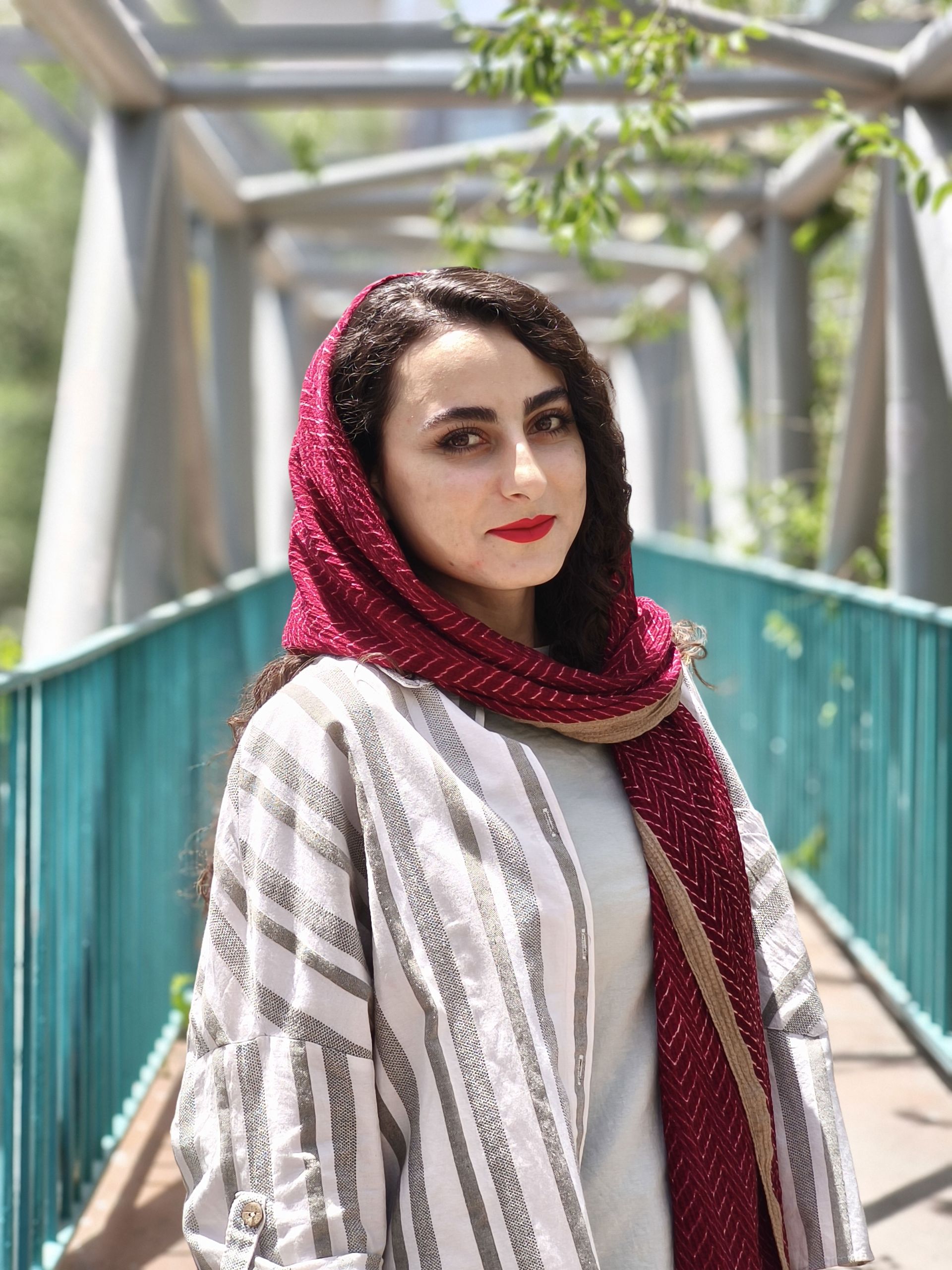 کوثر نیکومنش-نویسنده زومیت