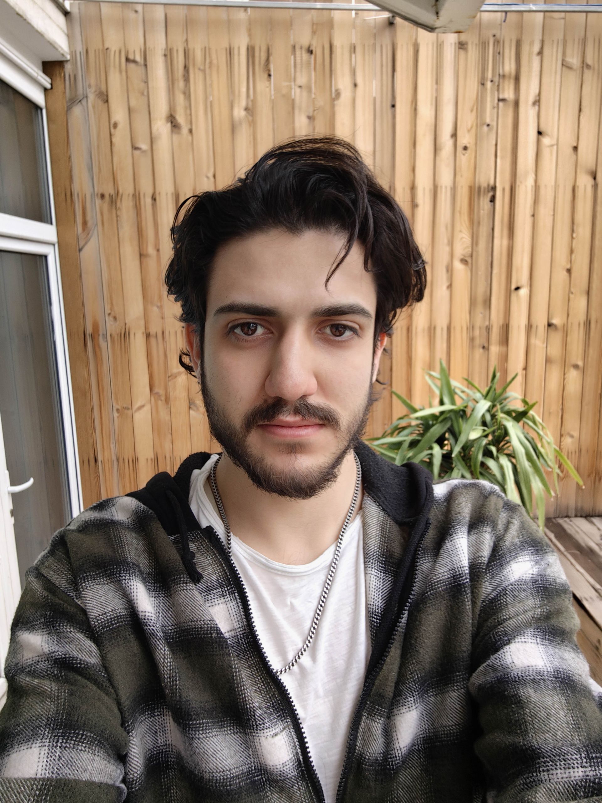 هادی غنی‌زادگان سلفی ۲