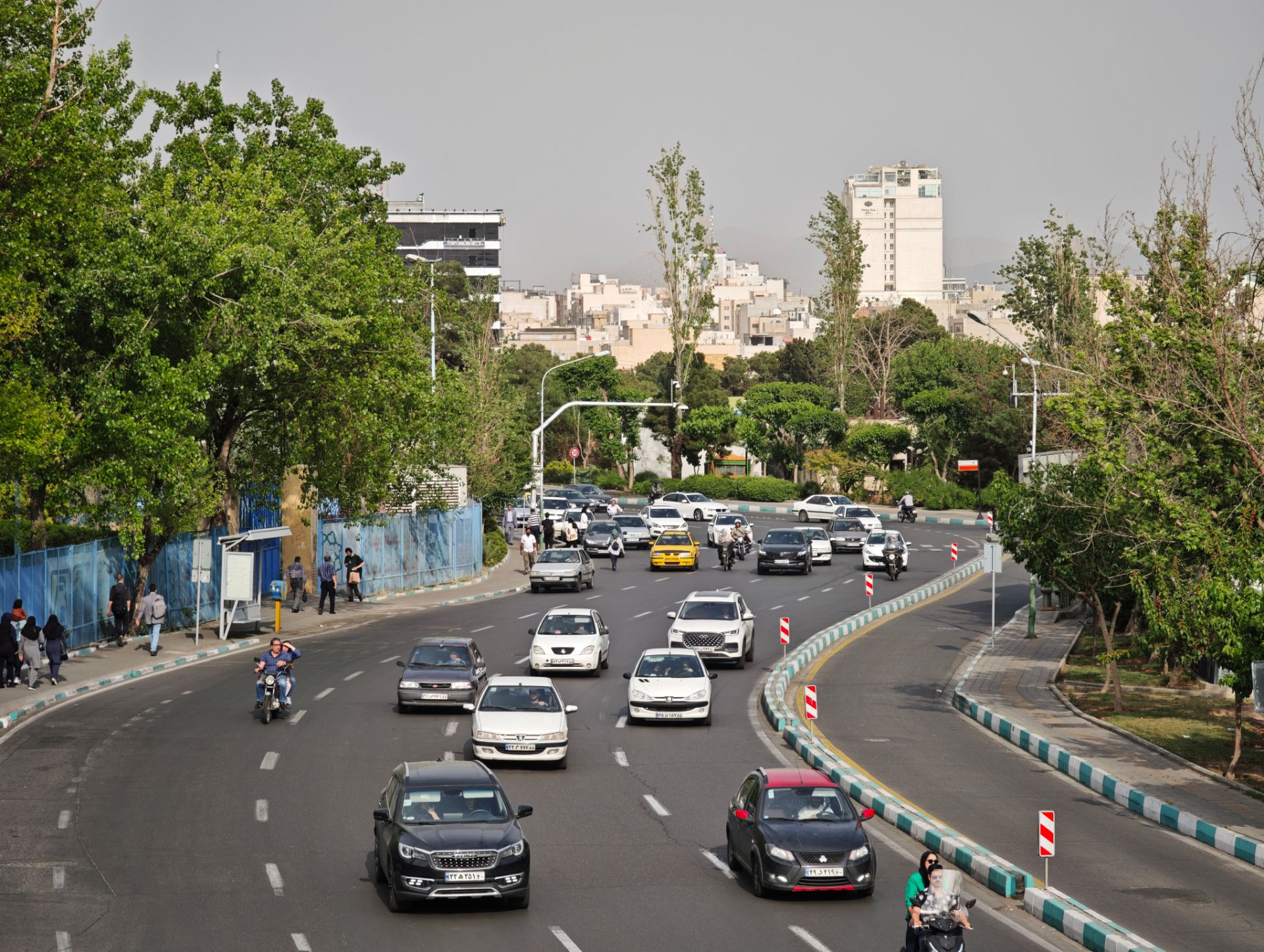 خیابان پر تردد