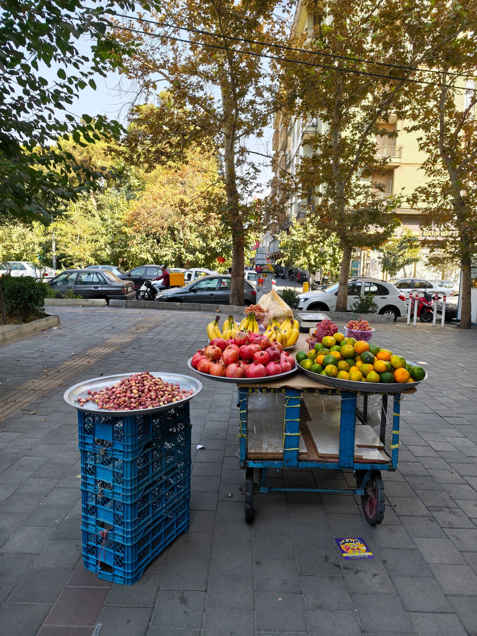میوه فروشی خیابانی